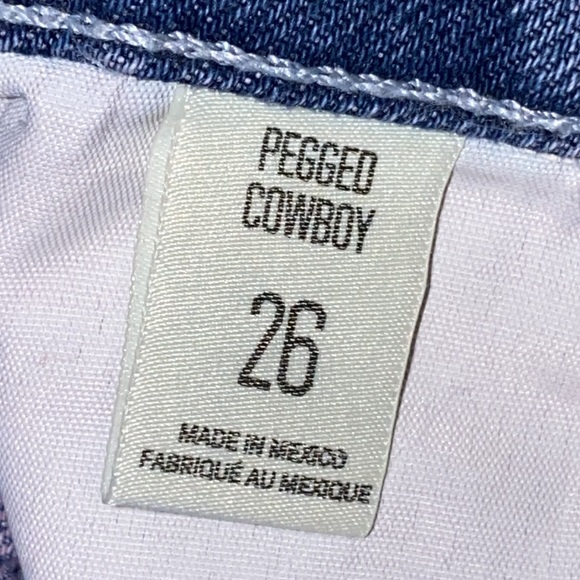 Urban Outfitters BDG High Waisted Pegged Cowboy Jeans in Light Blue Wash size 26 - Picture 6 of 16